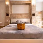 Apartment A Chese De Menople By Sthey *