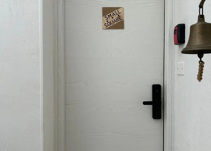 Apartament A Chese De Menople By Sthey *